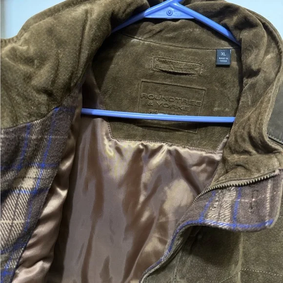 Roundtree & Yorke Tan leather Suede Vest